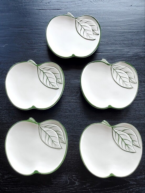 Zanolli Other - Zanolli Made In Italy White Green Ceramic Apple Shape Plates, Set 5, EUC
